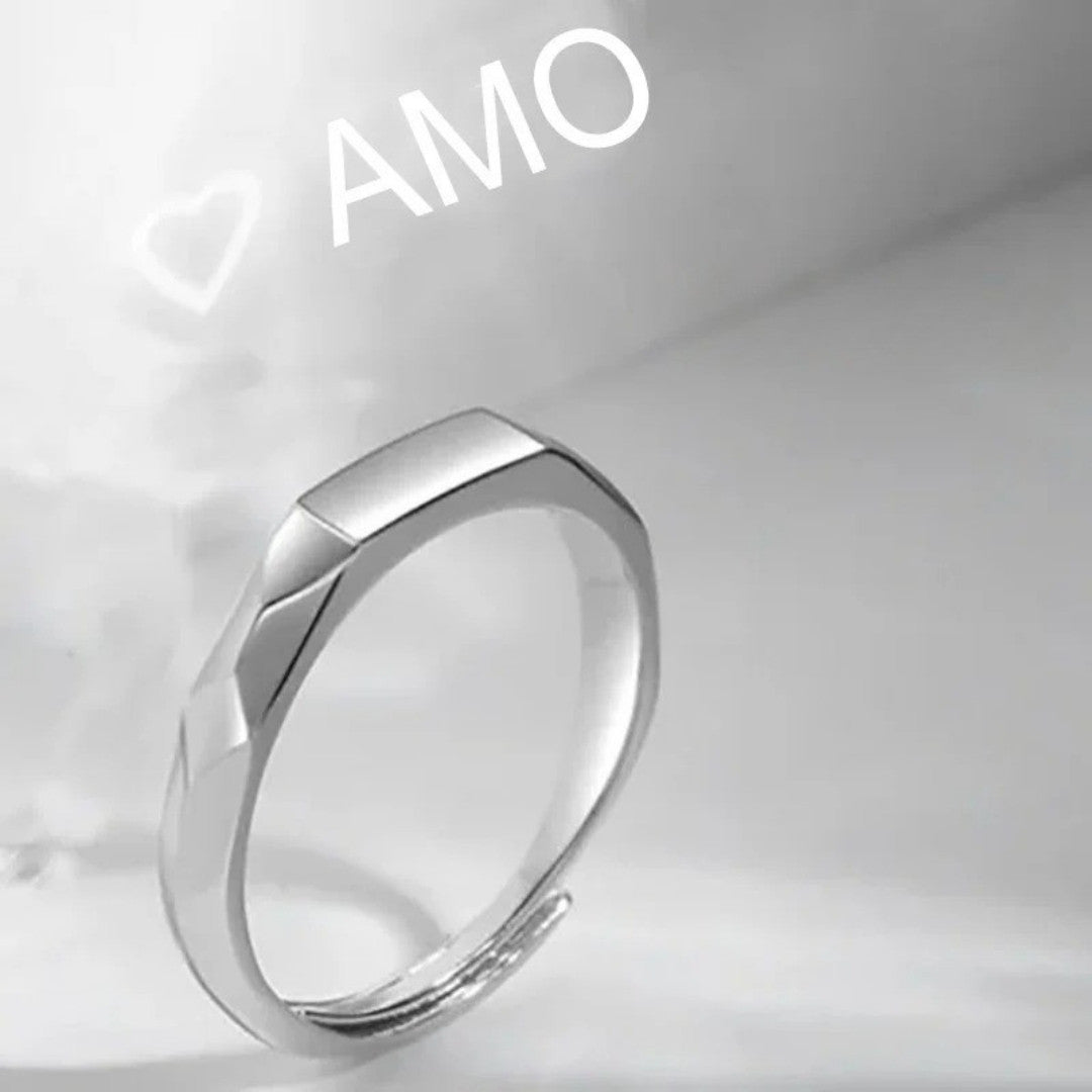 Light Sculpted "Te Amo" Rings